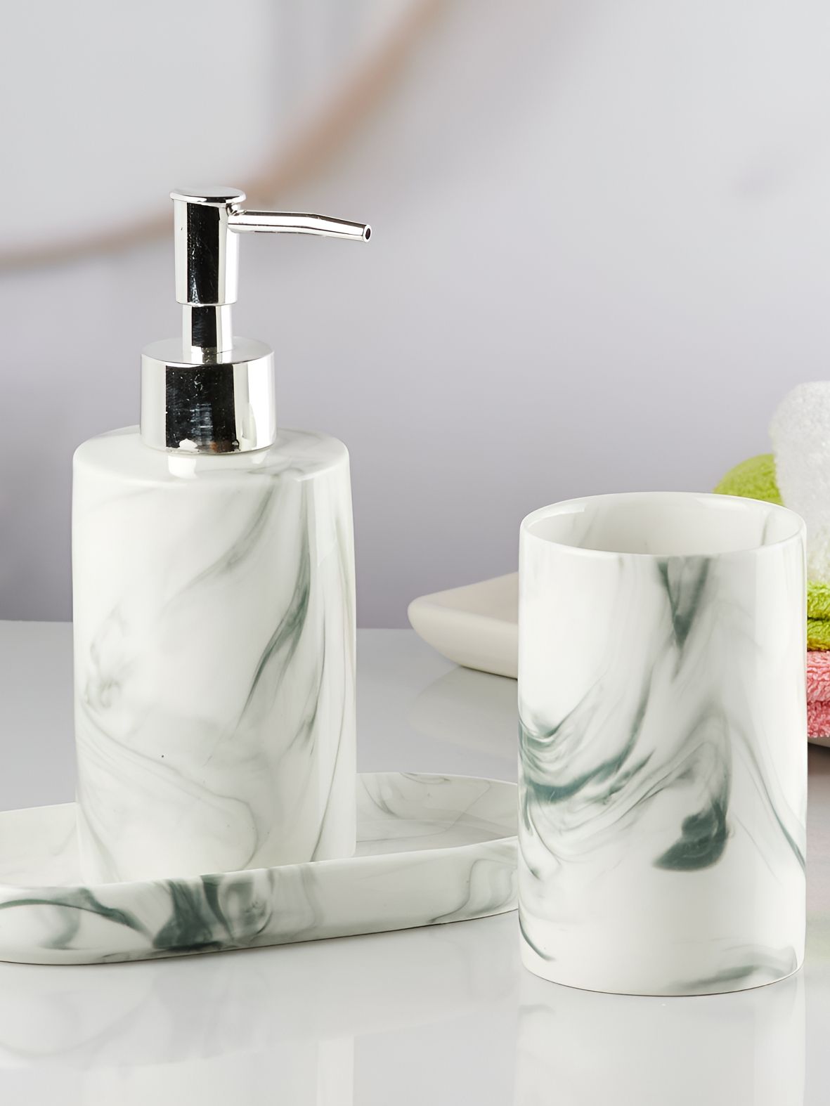 Kookee White & Grey 3 Pieces Abstract Ceramic Glossy Bath Accessories Set-image-8