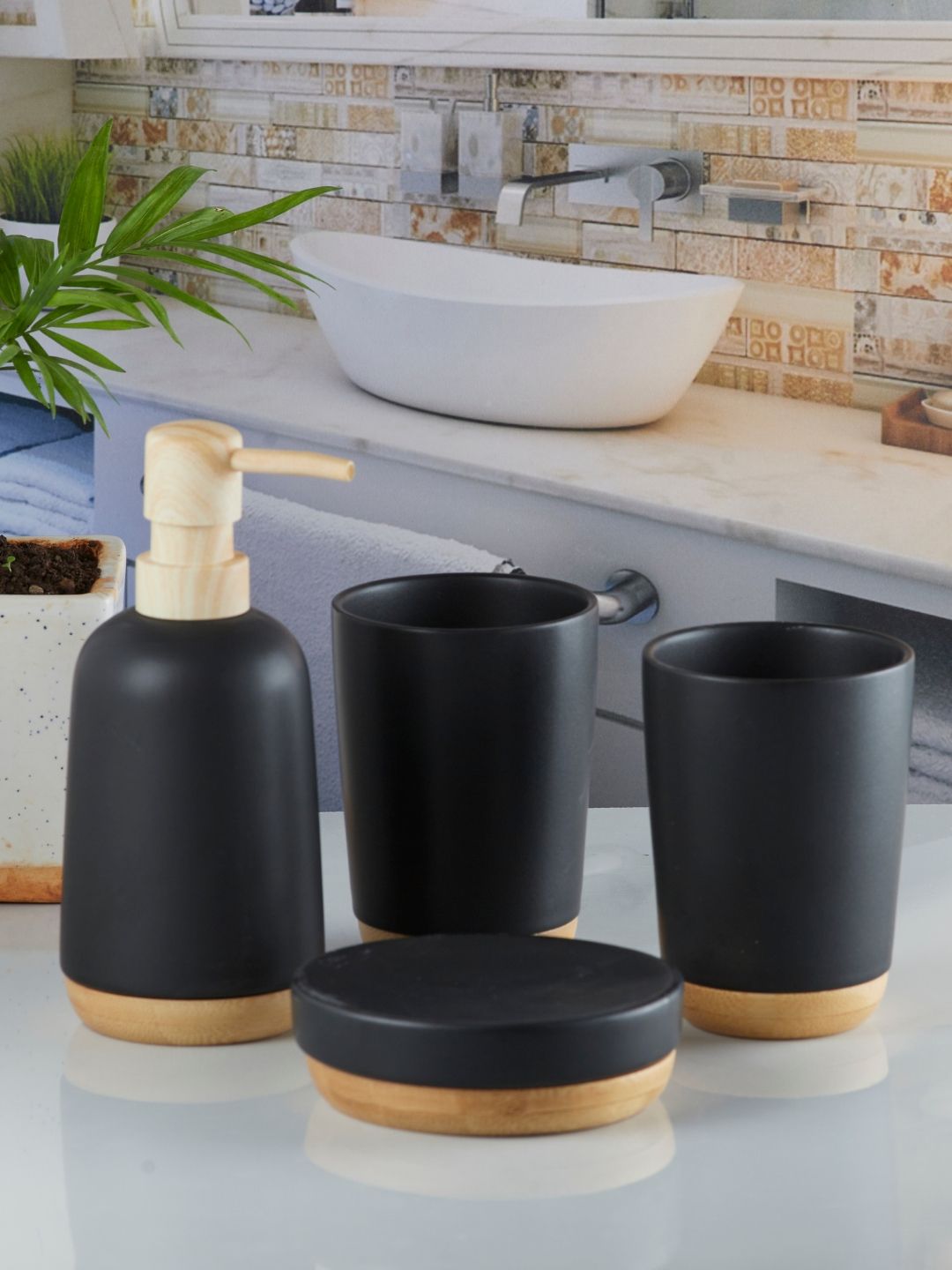 Kookee Black & Beige 4 piece Abstract Ceramic Bath Accessories Set-picture-26