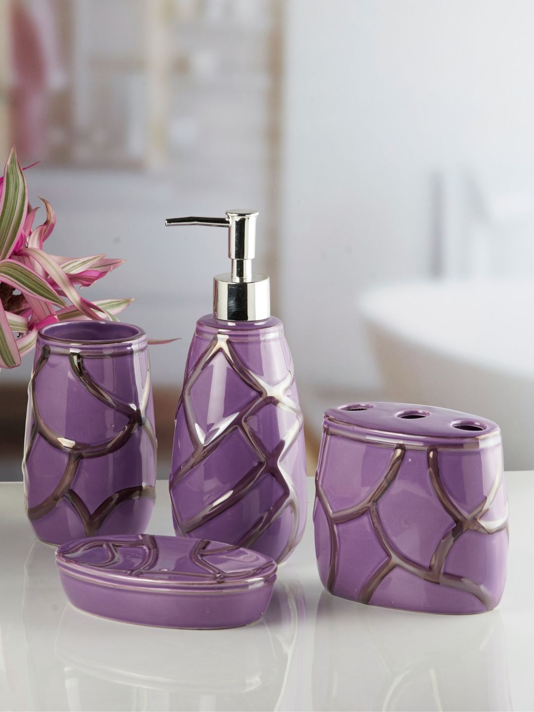 Kookee Purple 4 Pieces Textured Ceramic Bath Accessories Set-picture-10