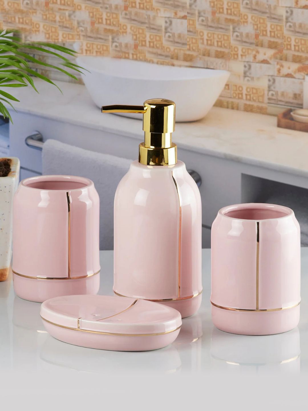 Kookee Pink 4 Pieces Abstract Ceramic Bath Accessories Set-image-46