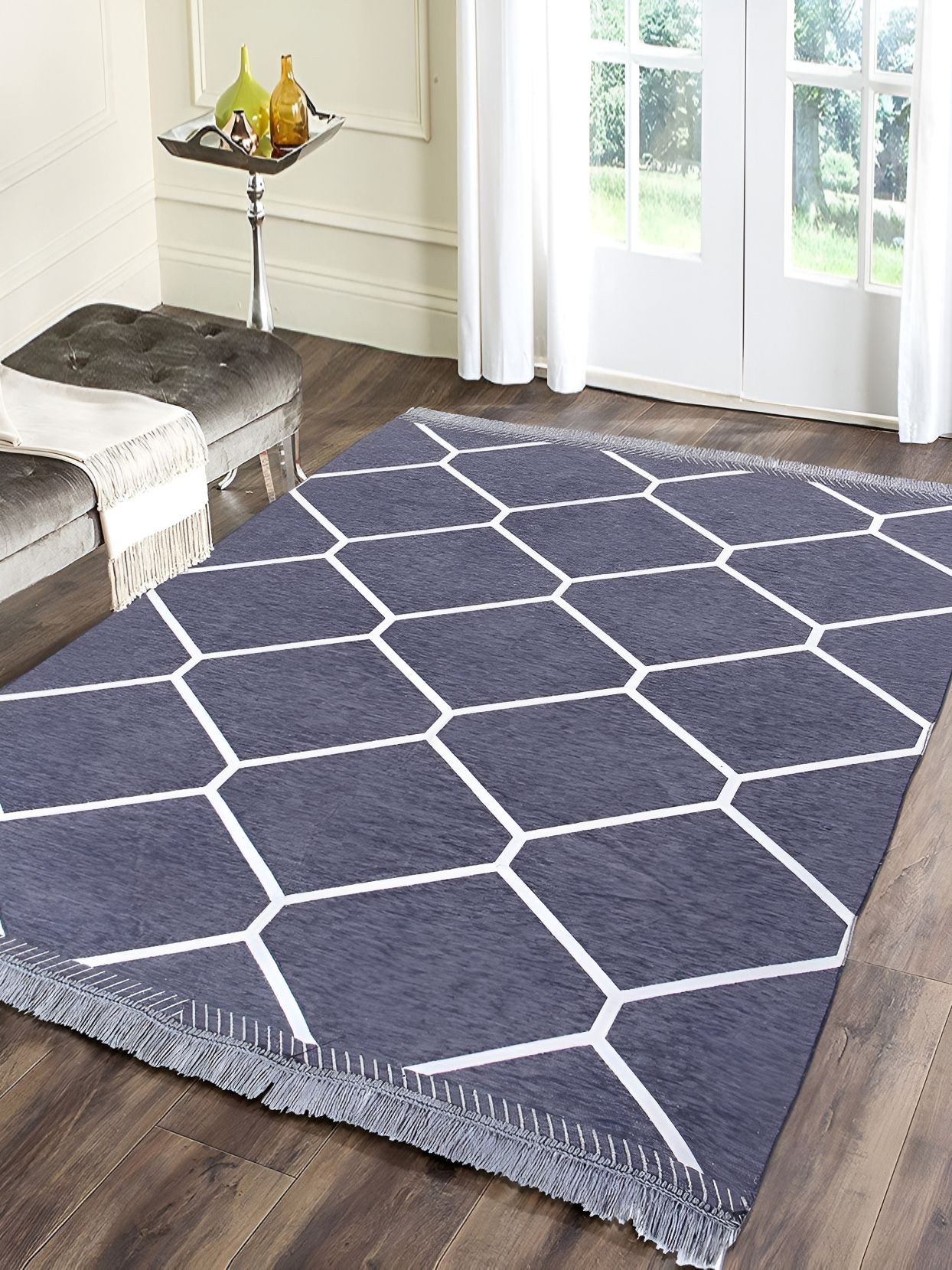 Sparrow world Grey & White Geometric Living Room Carpet-image-4