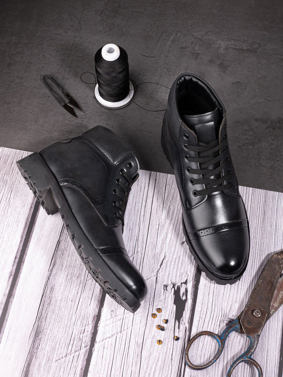 Roadster Men Black Perforated Mid Top Round Toe Lace Up Regular Boots-picture-26