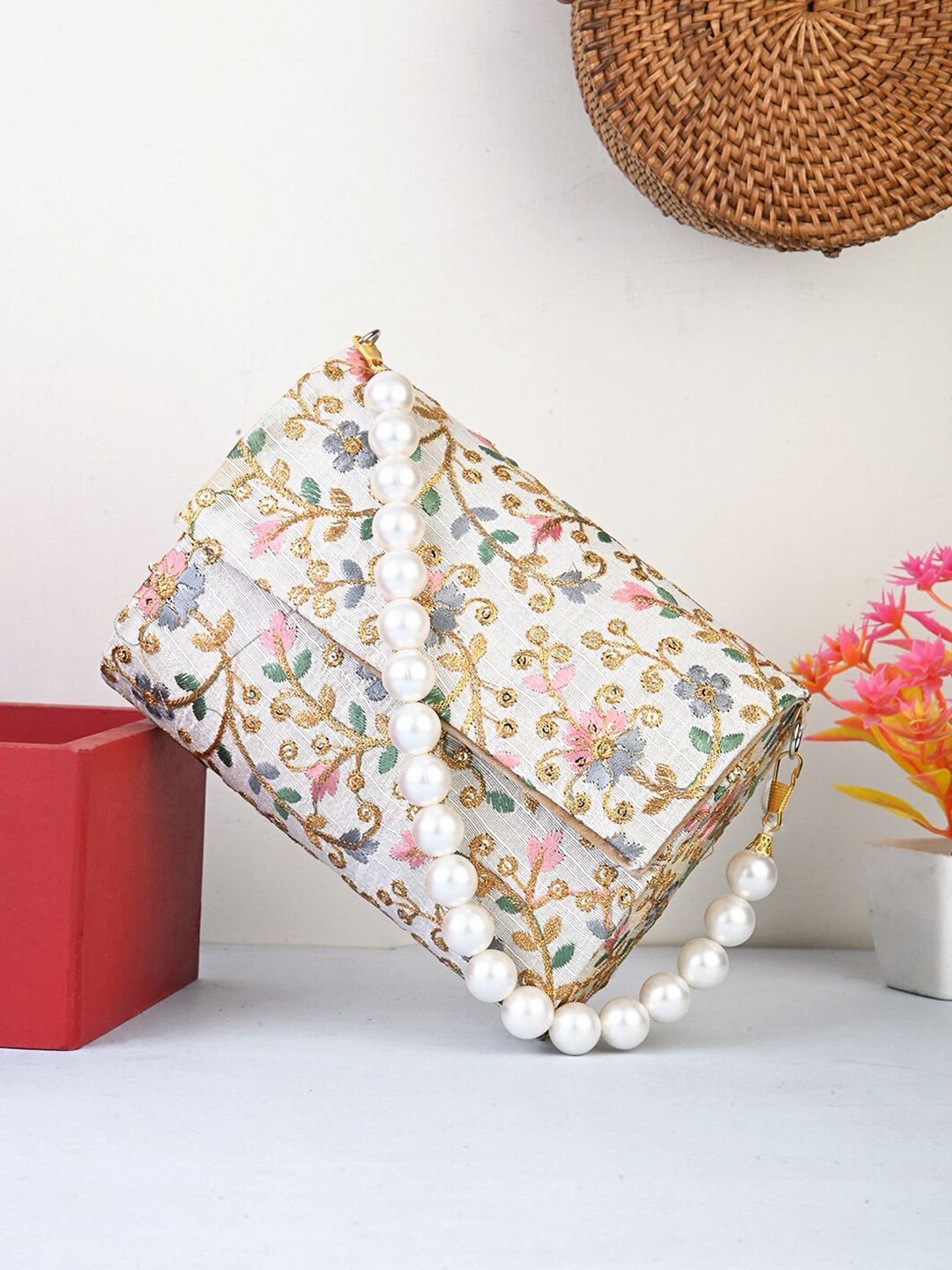 gaura pakhi Embroidered Foldover Clutch-picture-18