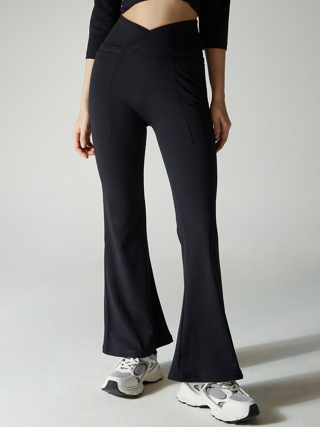 CAVA Women Obsidian Petite Hourglass Leggings