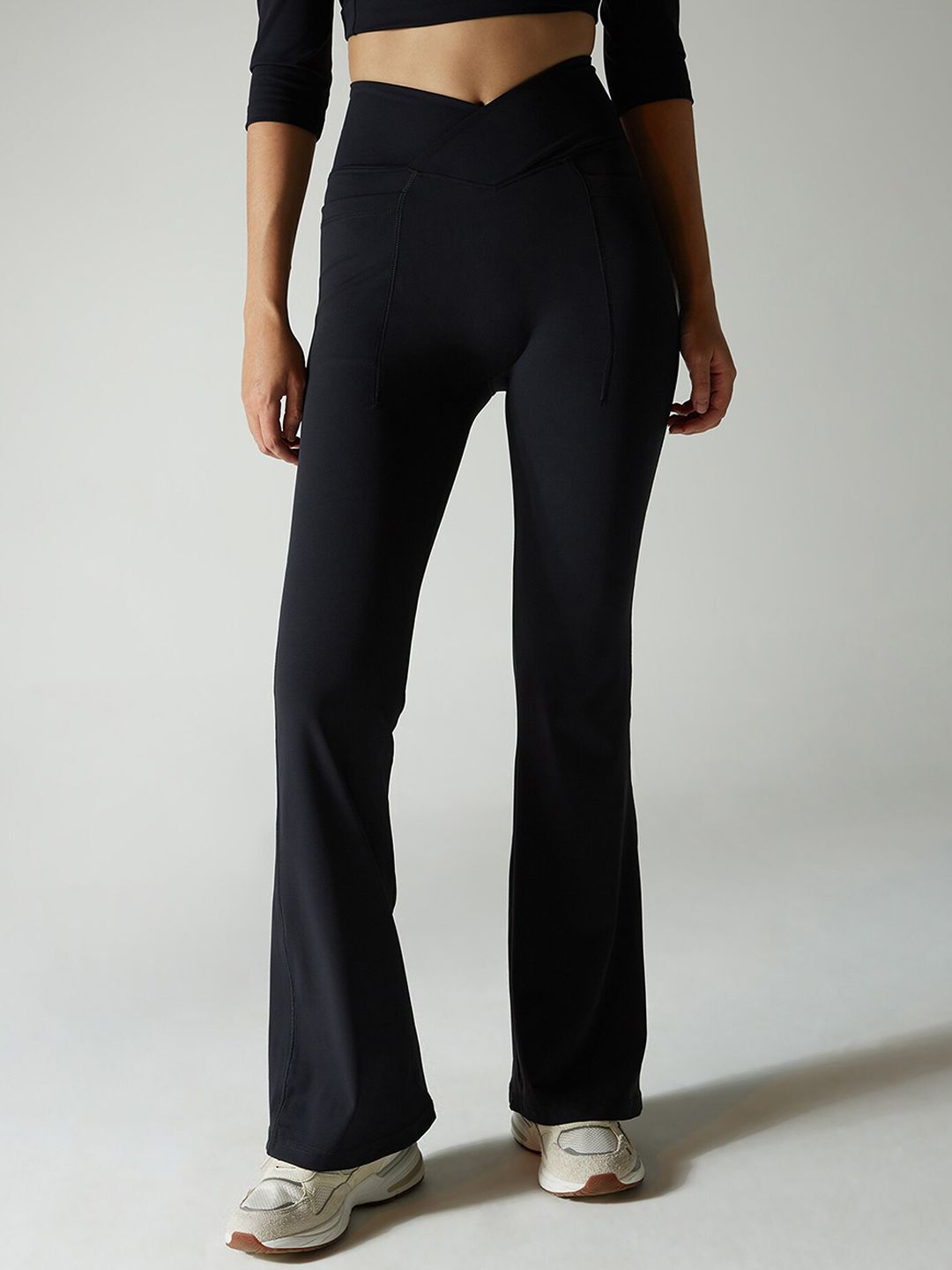 CAVA Obsidian Tall Hourglass Flared Tights