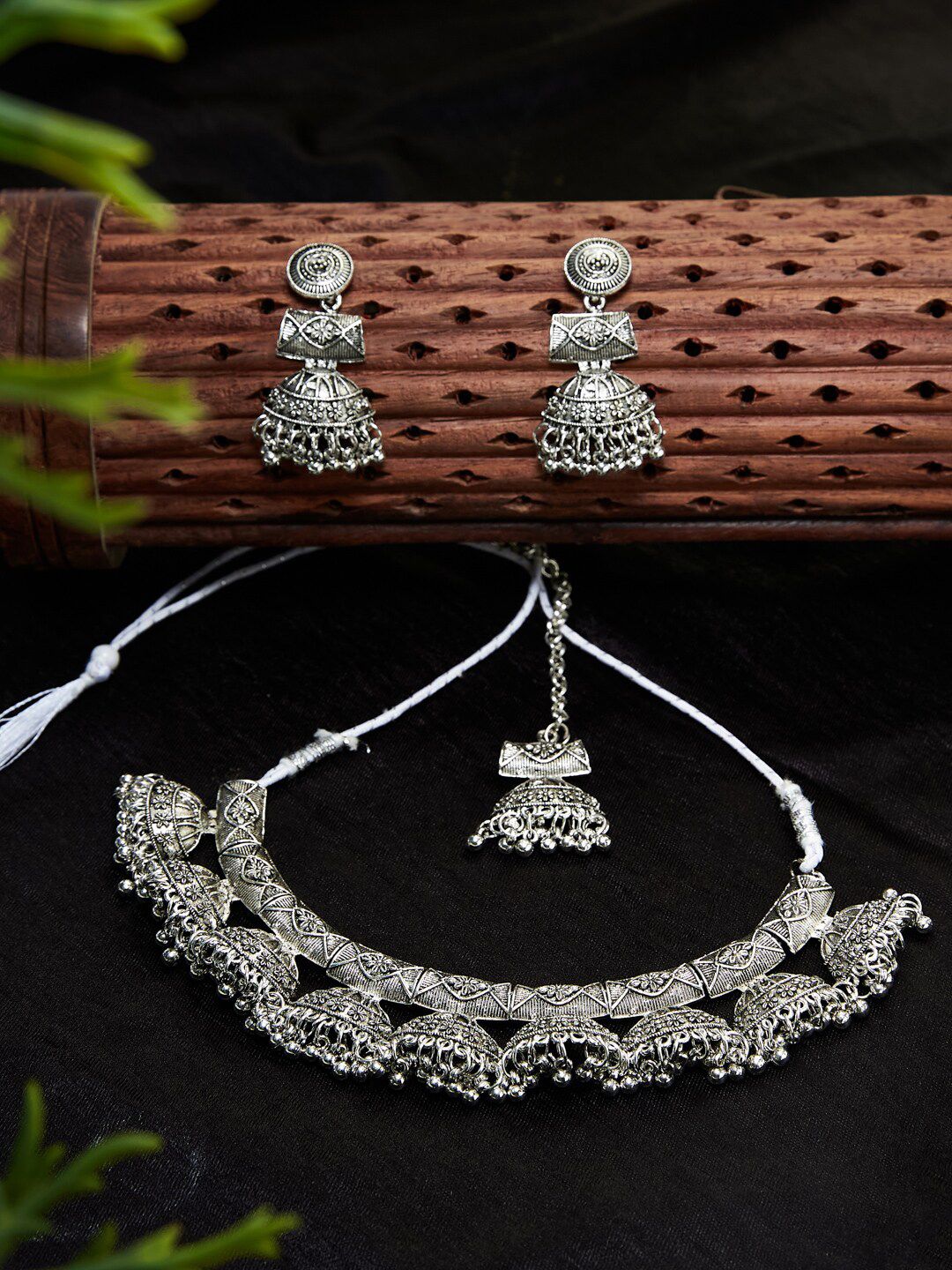 ATIBELLE German Silver Plated Stones Studded & Beaded Jewellery Set