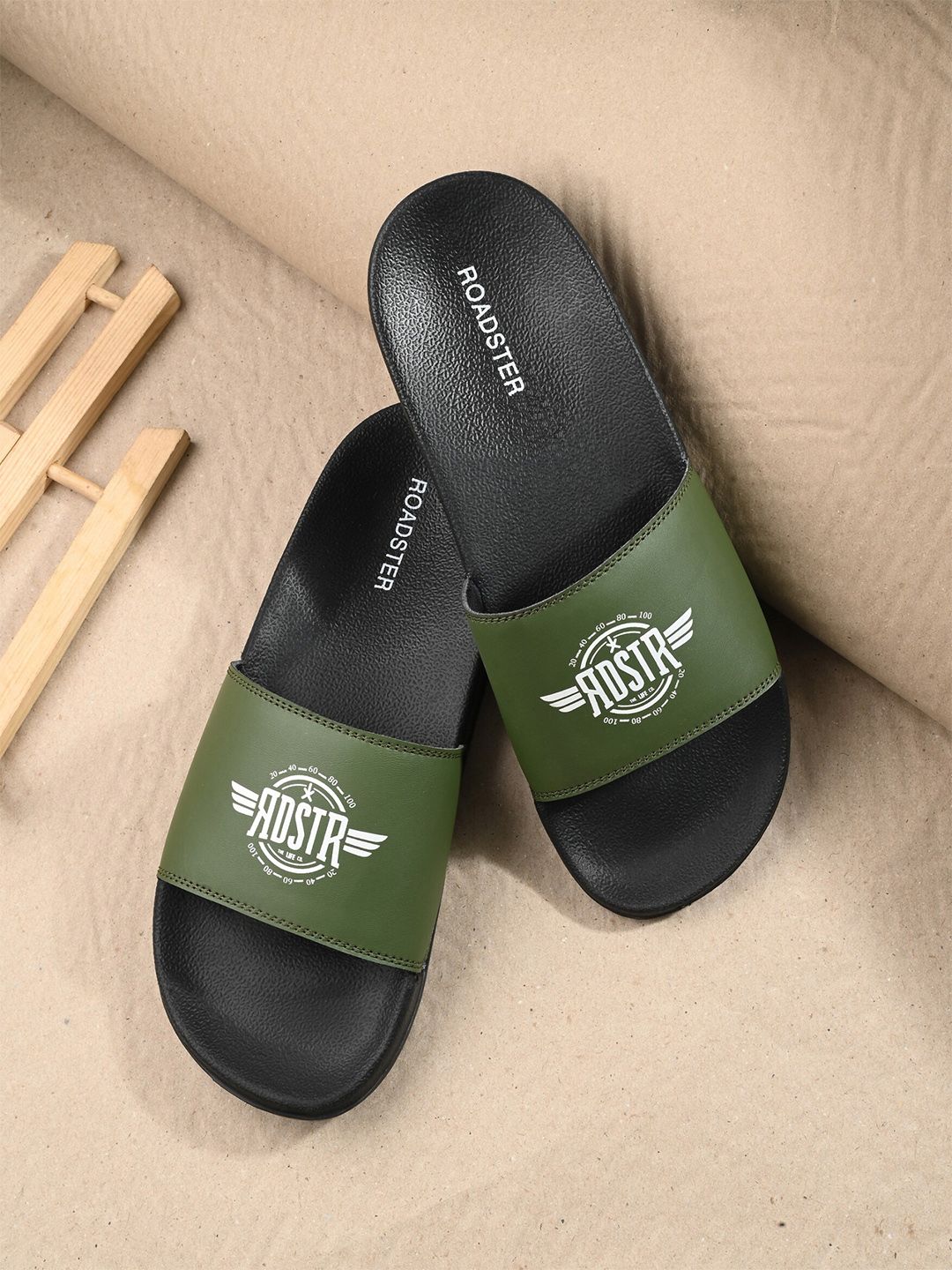 The Roadster Lifestyle Co. Men Printed Sliders-picture-14