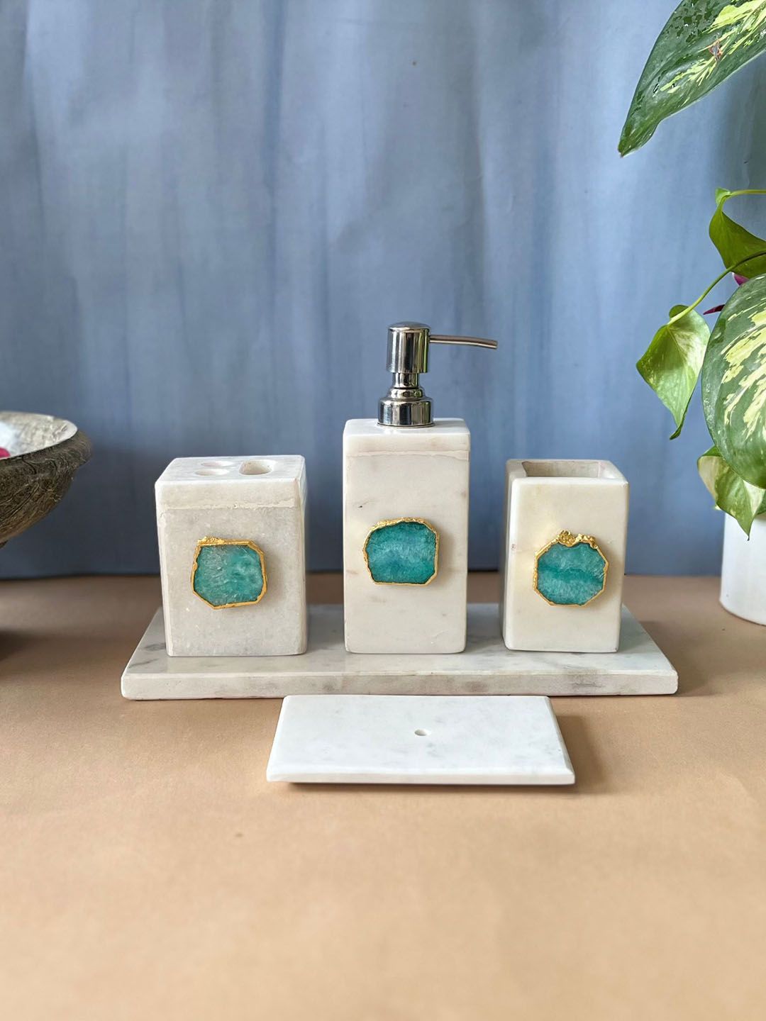 HOMEARTE White & Green 5 Pieces Stoneware Bath Accessories Set-picture-15