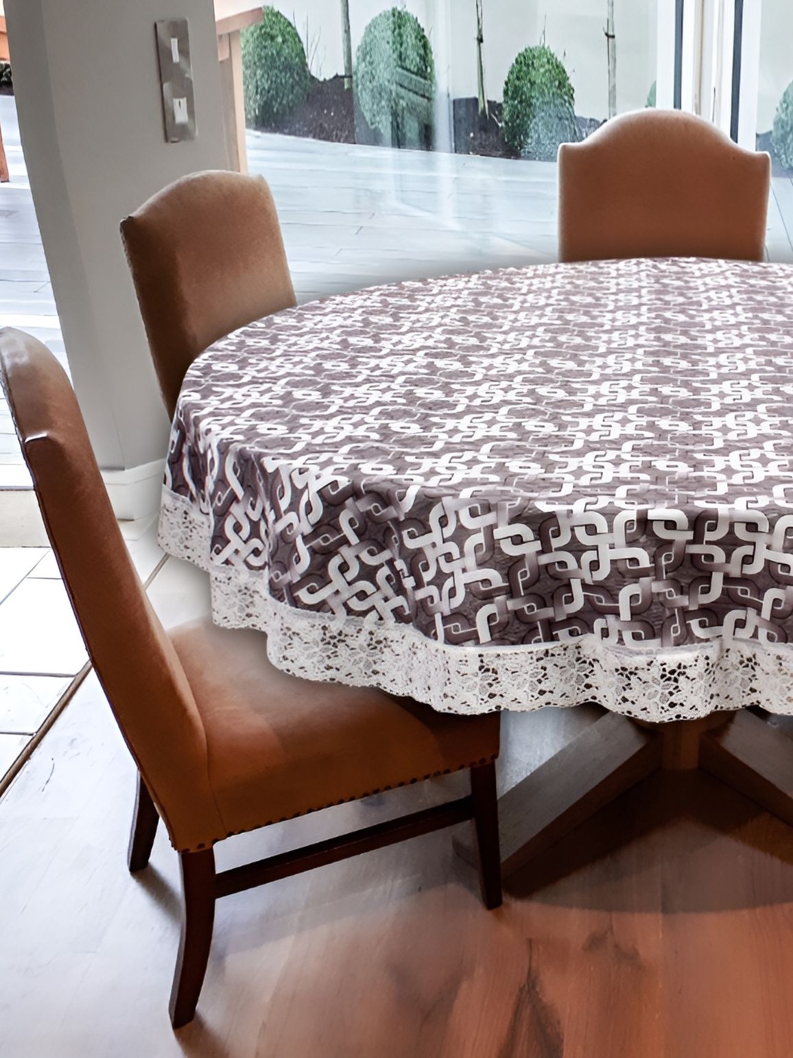 Stylista Brown & White Geometric Waterproof Round 6-Seater Table Cover-picture-27