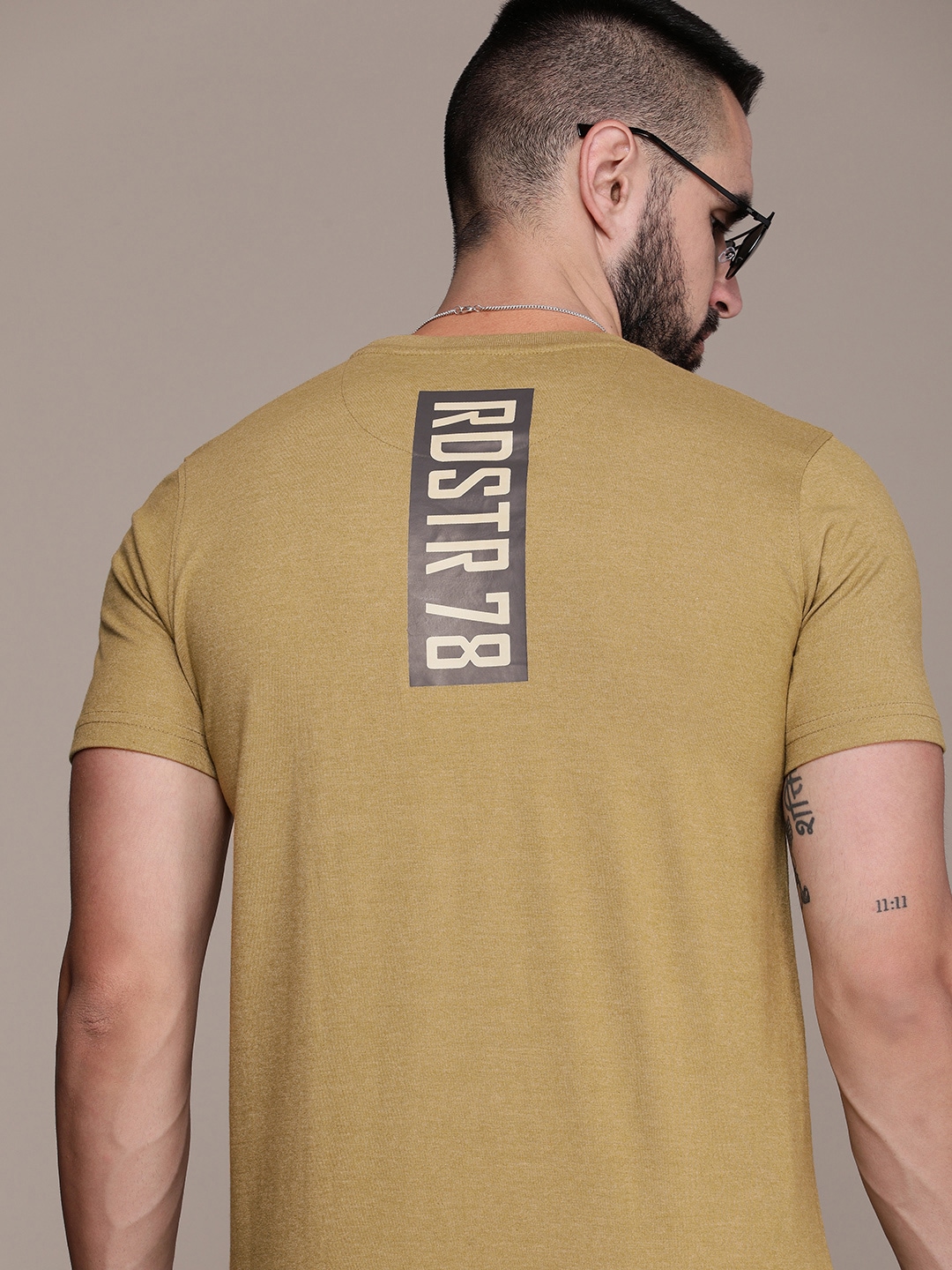 Roadster Men Typography Printed T-shirt