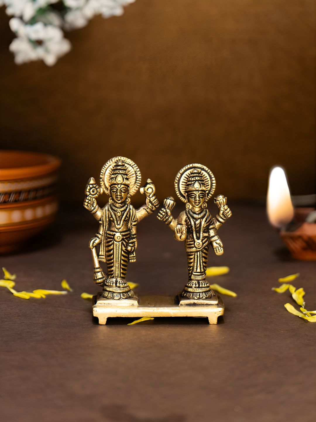 Ekhasa Gold-Toned Brass Vishnu Laxmi Idol Showpiece-picture-10