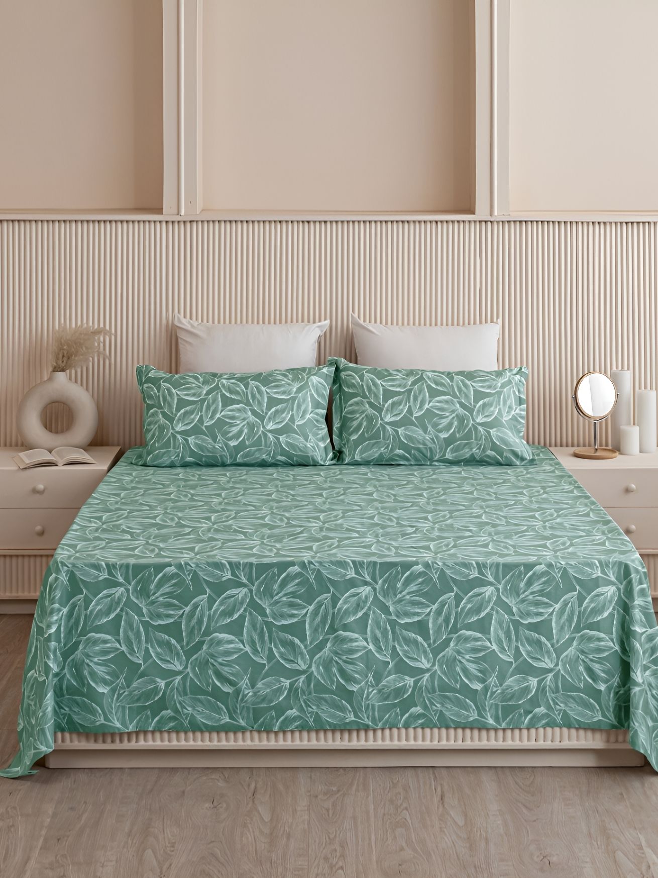 HOMEMONDE Blue & White Floral 210 TC Queen Bedsheet with 2 Pillow Covers-picture-37