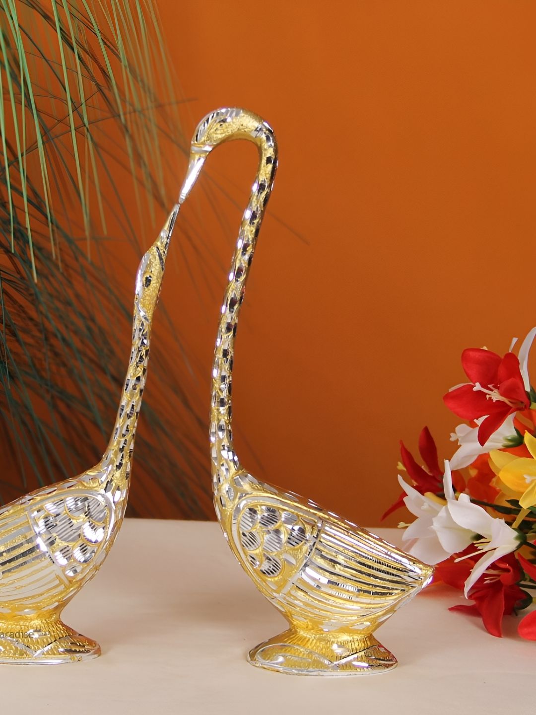 HANDICRAFTS PARADISE Brown & Silver Toned 2 Pieces Animal Swan Metal Showpiece-picture-13
