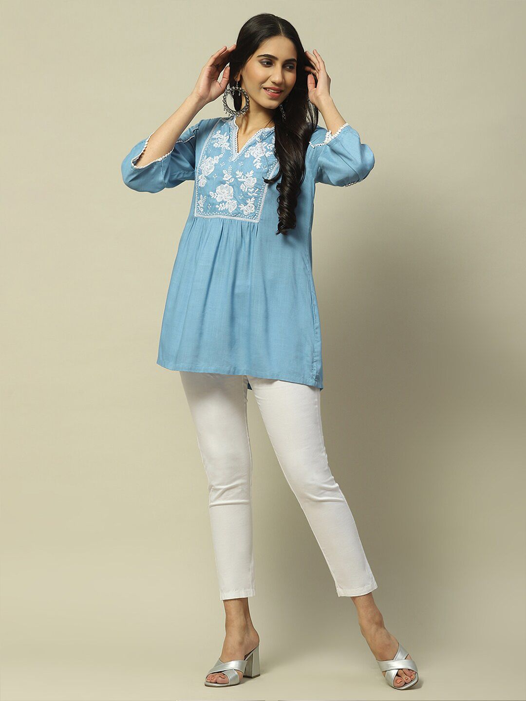 Floral Print Mandarin Collar Top