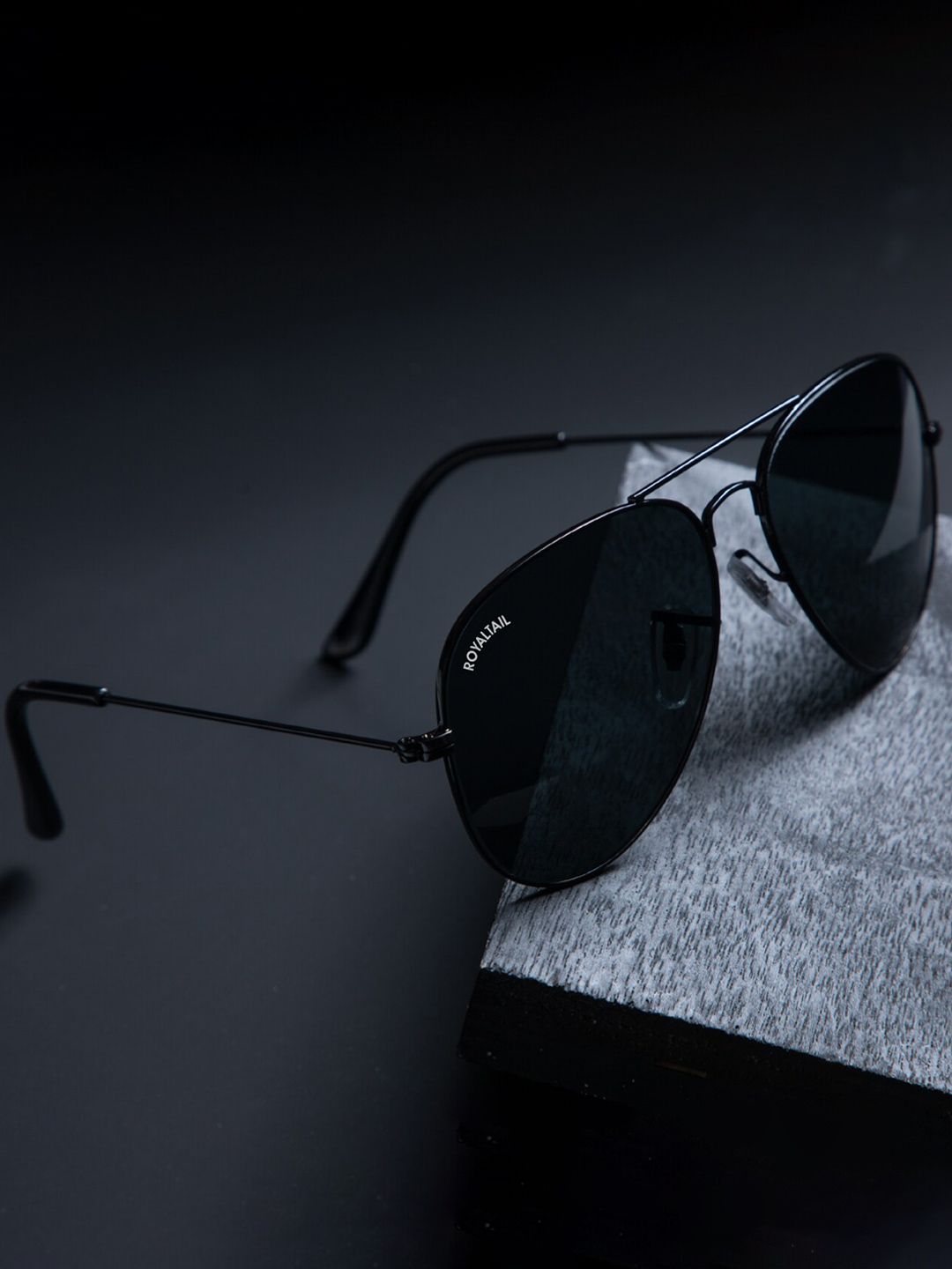 ROYALTAIL Unisex Aviator Black Frame & Black UV Protected Lens Premium Sunglasses