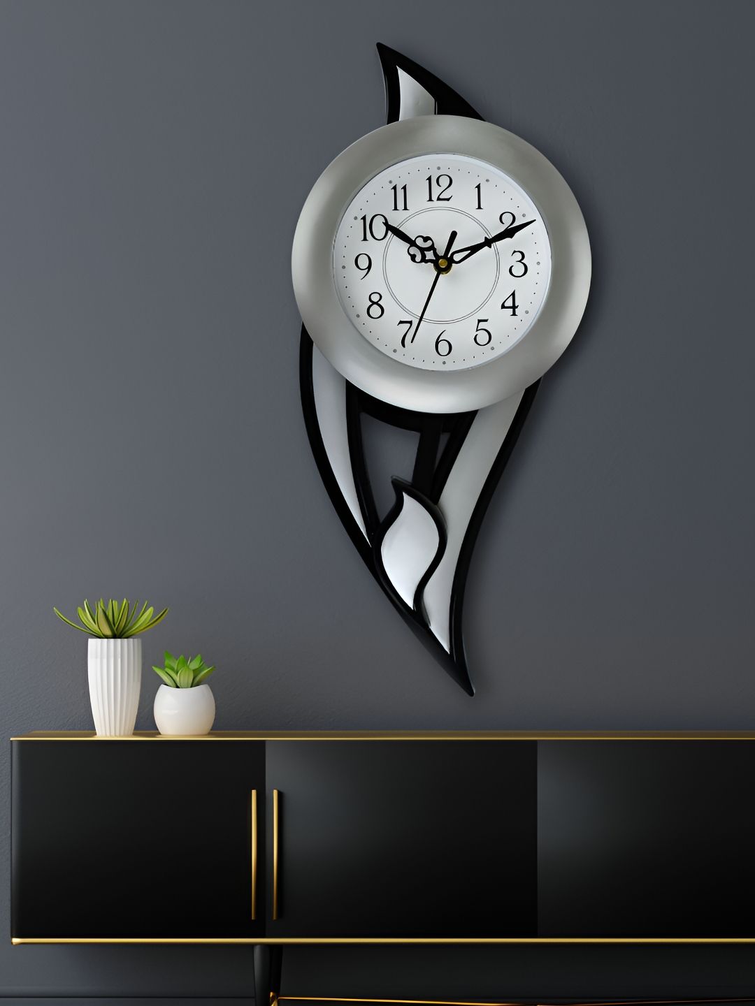 Attractionz Silver Toned & Black Round Shaped Pendulum Contemporary Analogue Wall Clock-picture-22