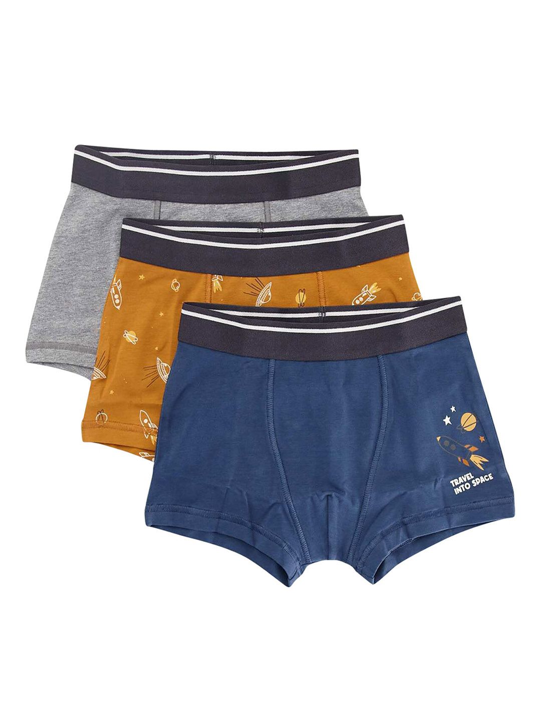KIABI Boys Pack Of 3 Printed Trunks XD057SPACE-image-37
