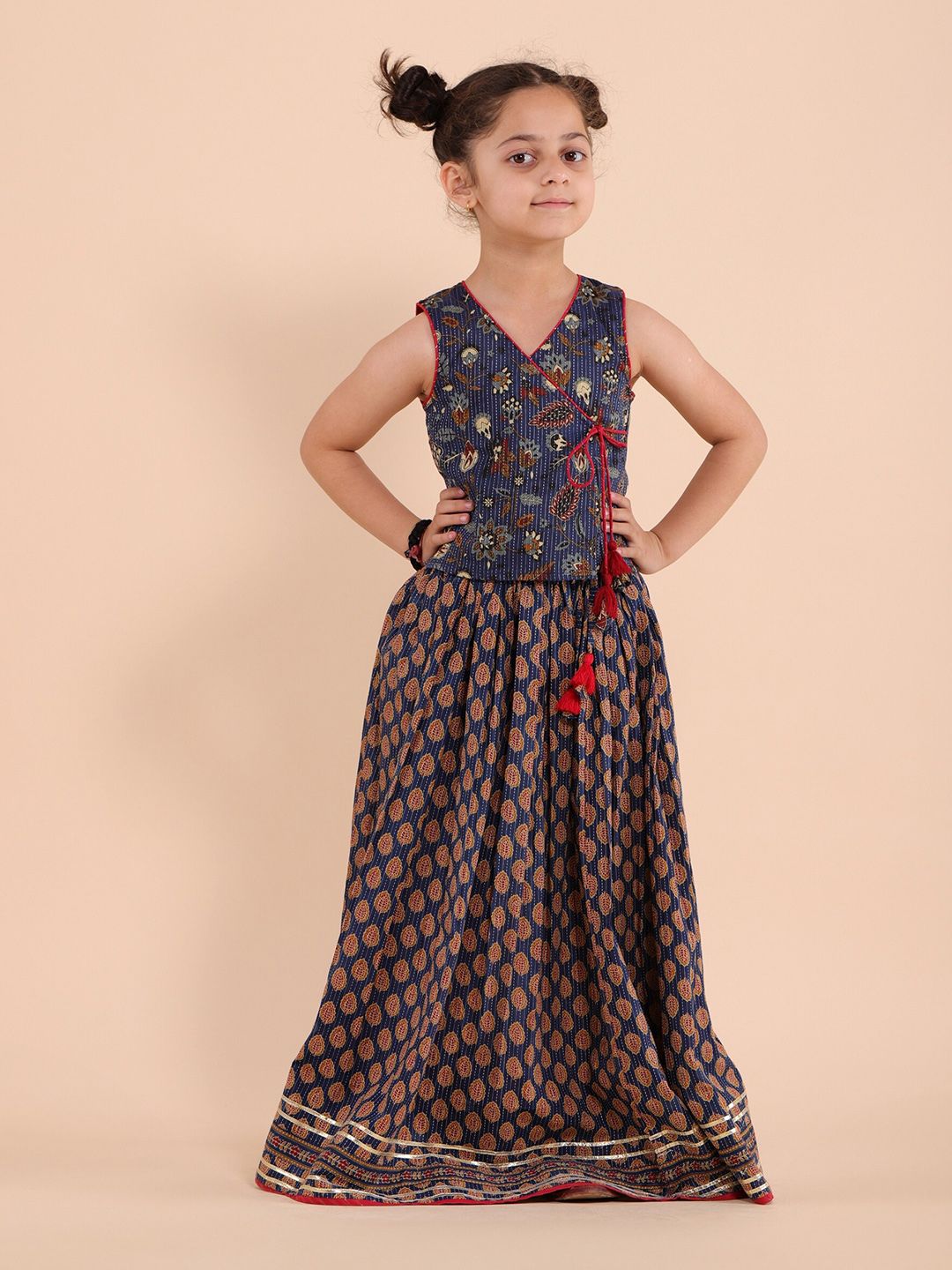 Sangria Girls Blue Floral Printed Gotta Patti Pure Cotton Round Neck Lehenga Choli-picture-21
