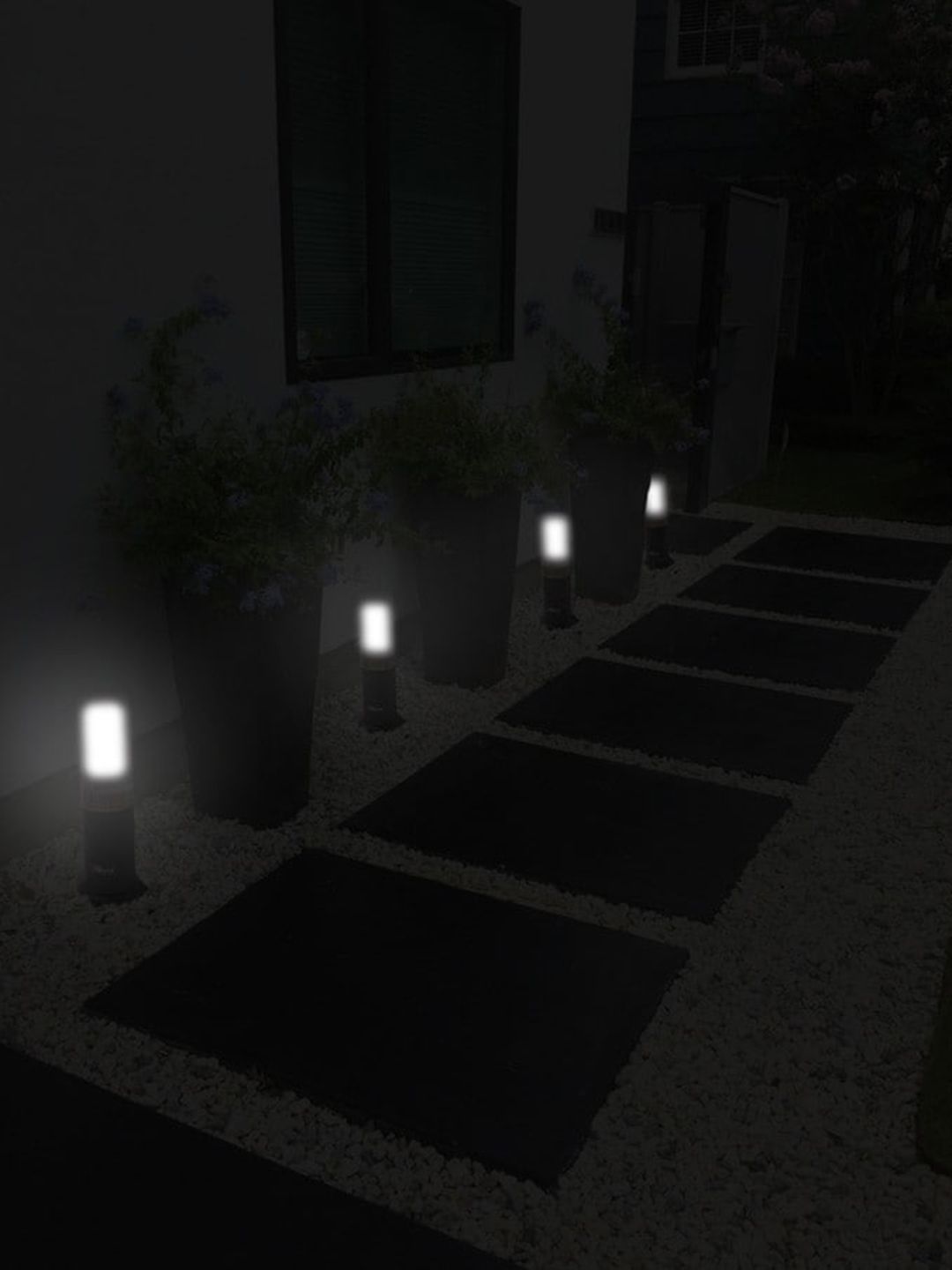 BENE Black & White 4 Pieces Waterproof & Rustproof Outdoor Lamps-picture-57
