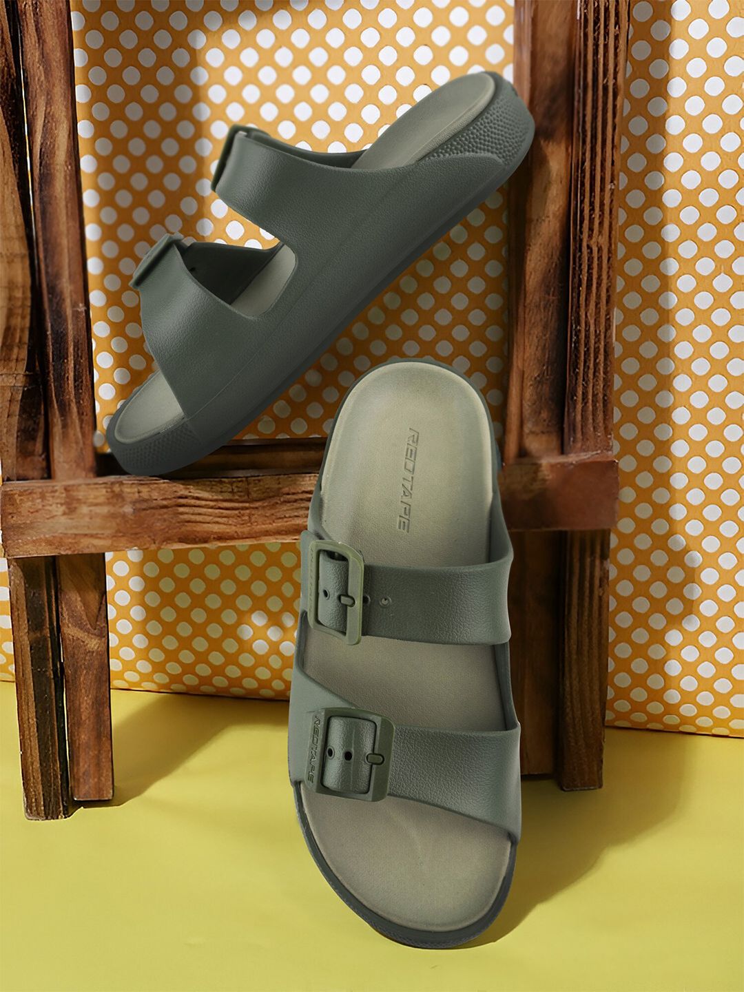 Red Tape Men Open Toe Sliders-picture-31