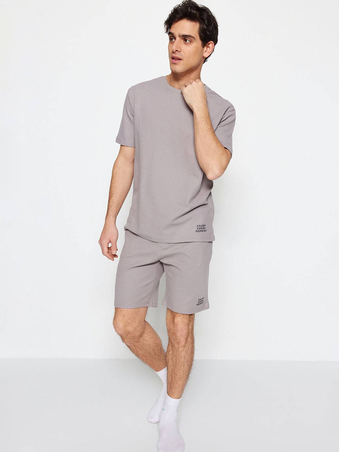 Trendyol Men Solid T-shirt And Shorts Night suit-picture-15