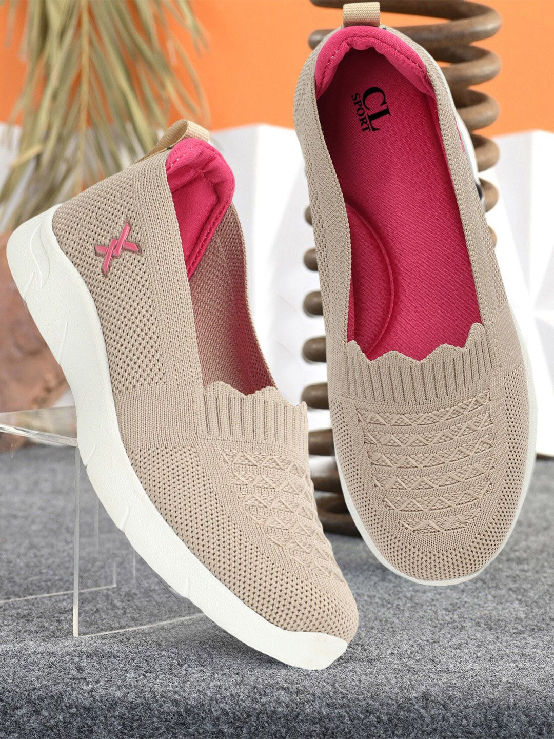 Carlton London Women Textured Flyknit Slip-On Sneakers-picture-19