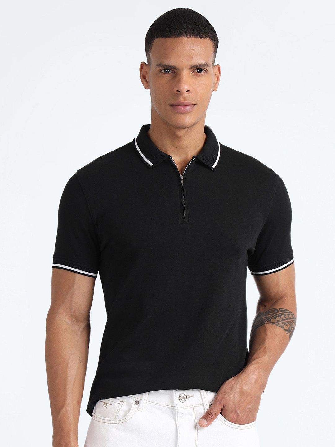Flying Machine Cotton Polo Collar Short Sleeves Applique Casual T-shirt