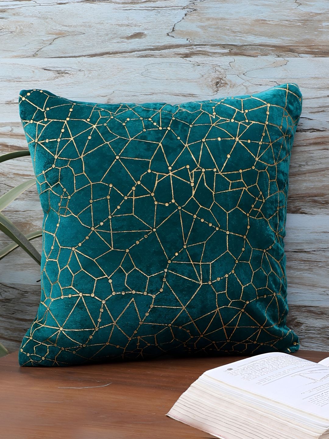 MFD HOME FURNISHING Sea Green & Gold-Toned Abstract Printed Velvet Square Cushion Covers-image-15