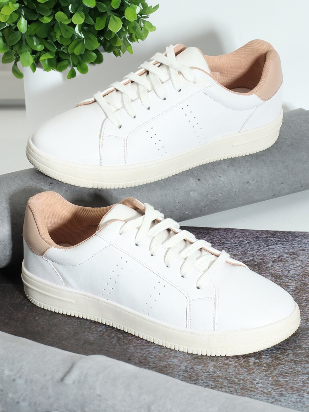 The Roadster Lifestyle Co. Women White Perforations Comfort Insole Lace-Ups Sneakers