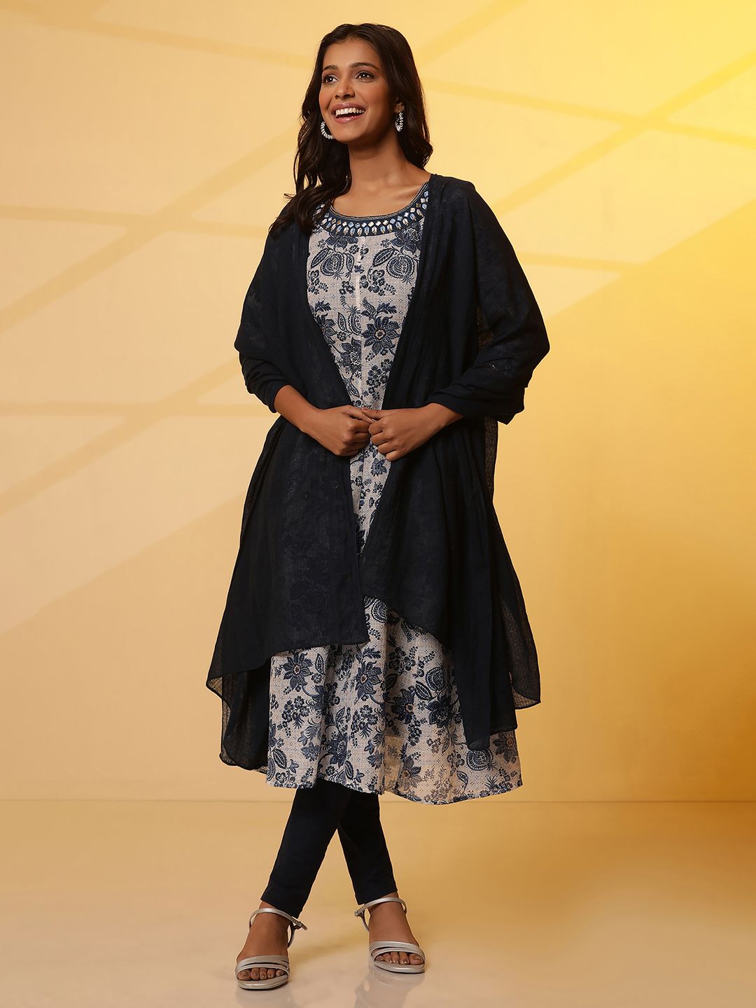 AURELIA Printed Dupatta