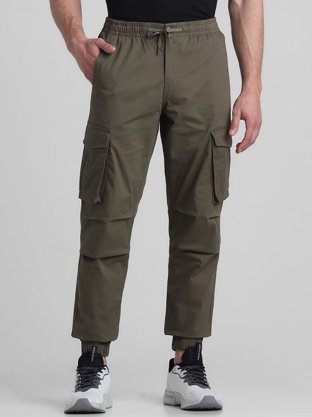 Jack & Jones Men Mid Rise Cargo Trousers