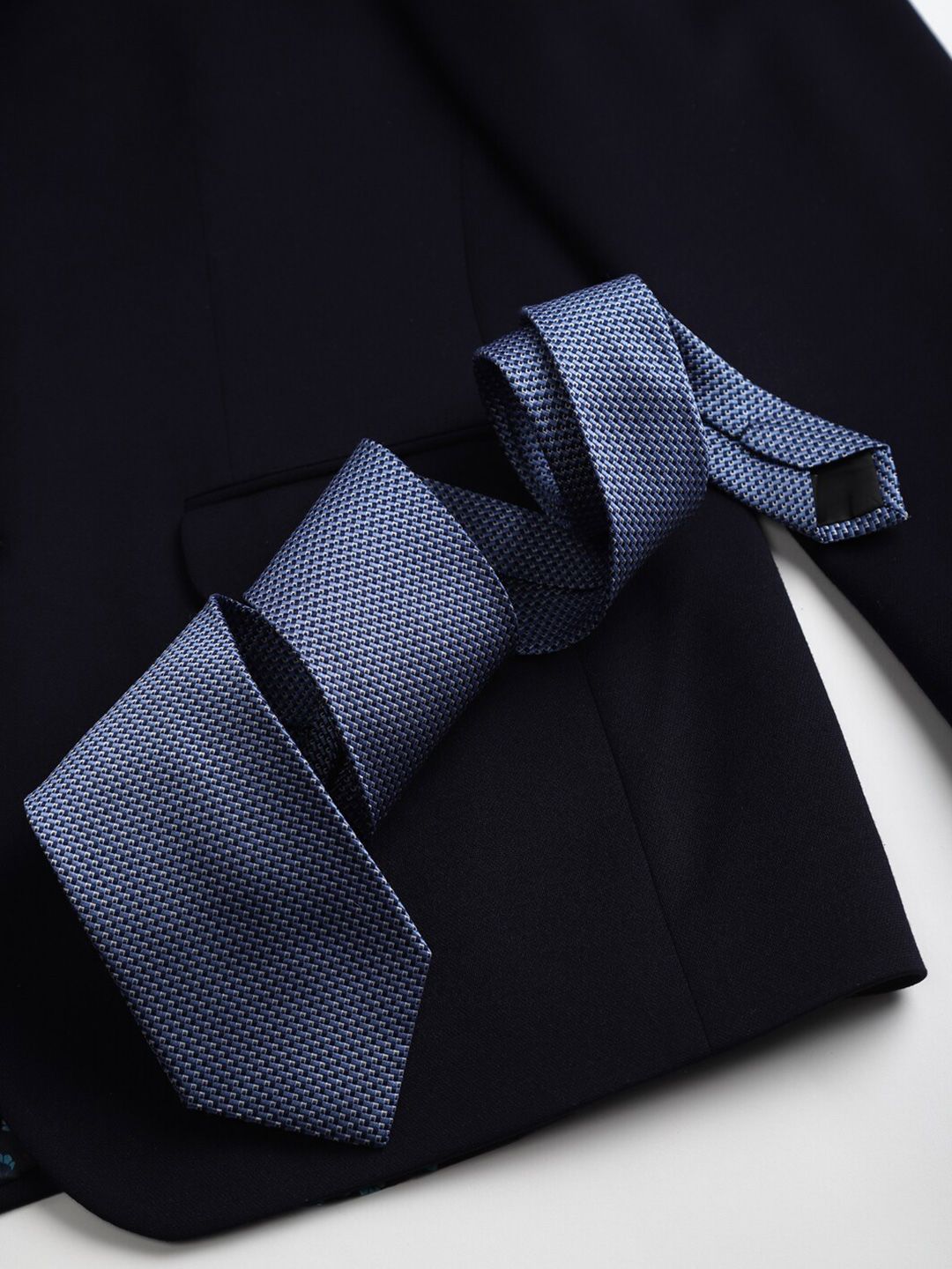 Peter England Men Woven Design Broad Tie-picture-35