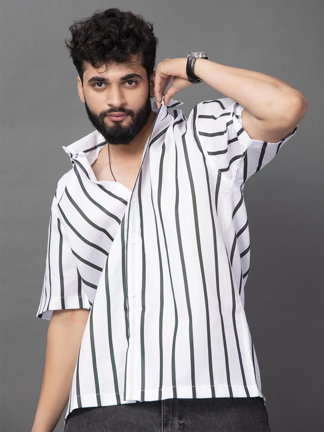 BROWN BROTHERS Spread Collar Relaxed Striped Casual Shirt