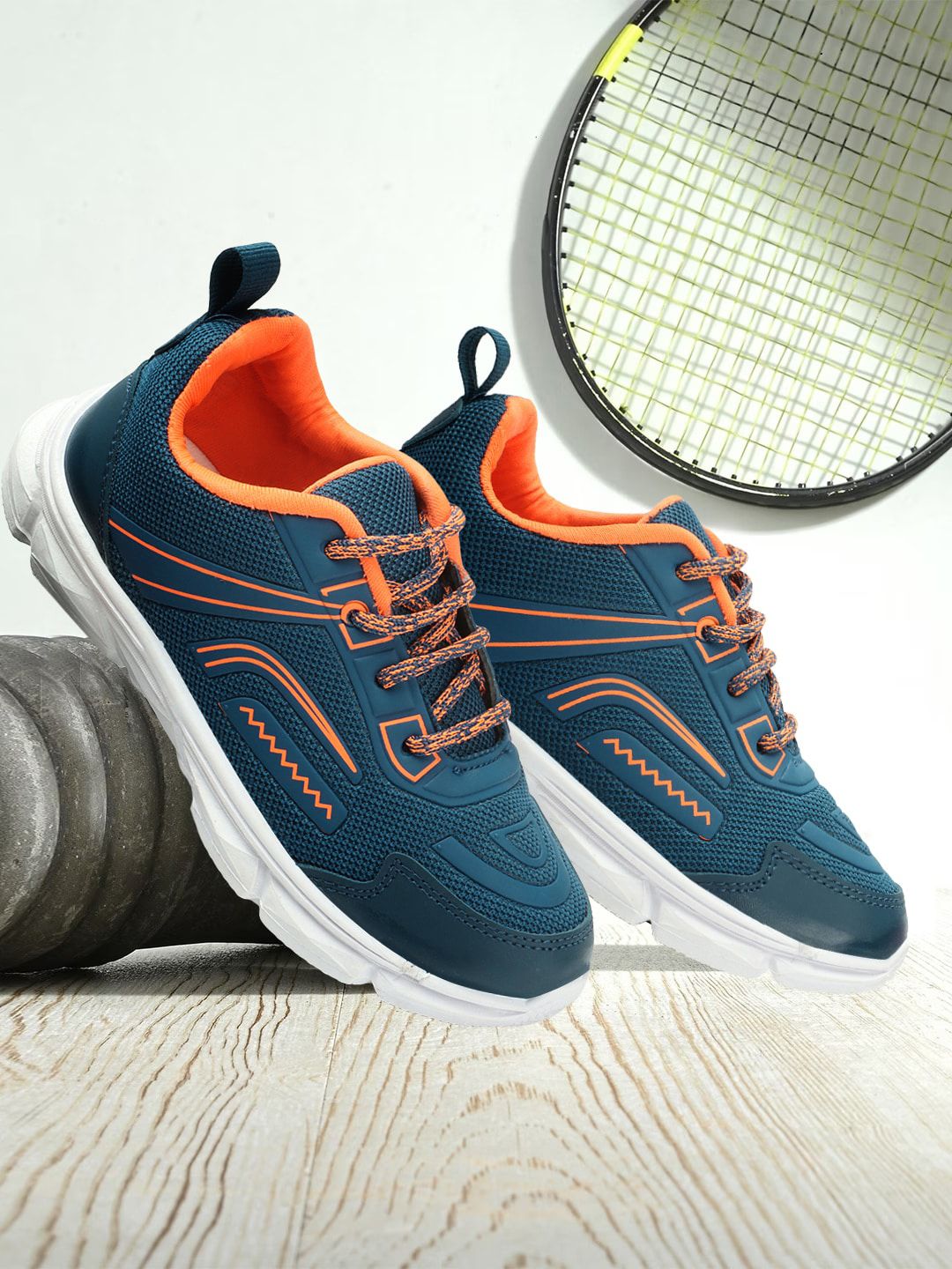 YK Boys Textured Lightweight Comfort Insole Contrast Sole Lace-Up Sneakers-picture-10