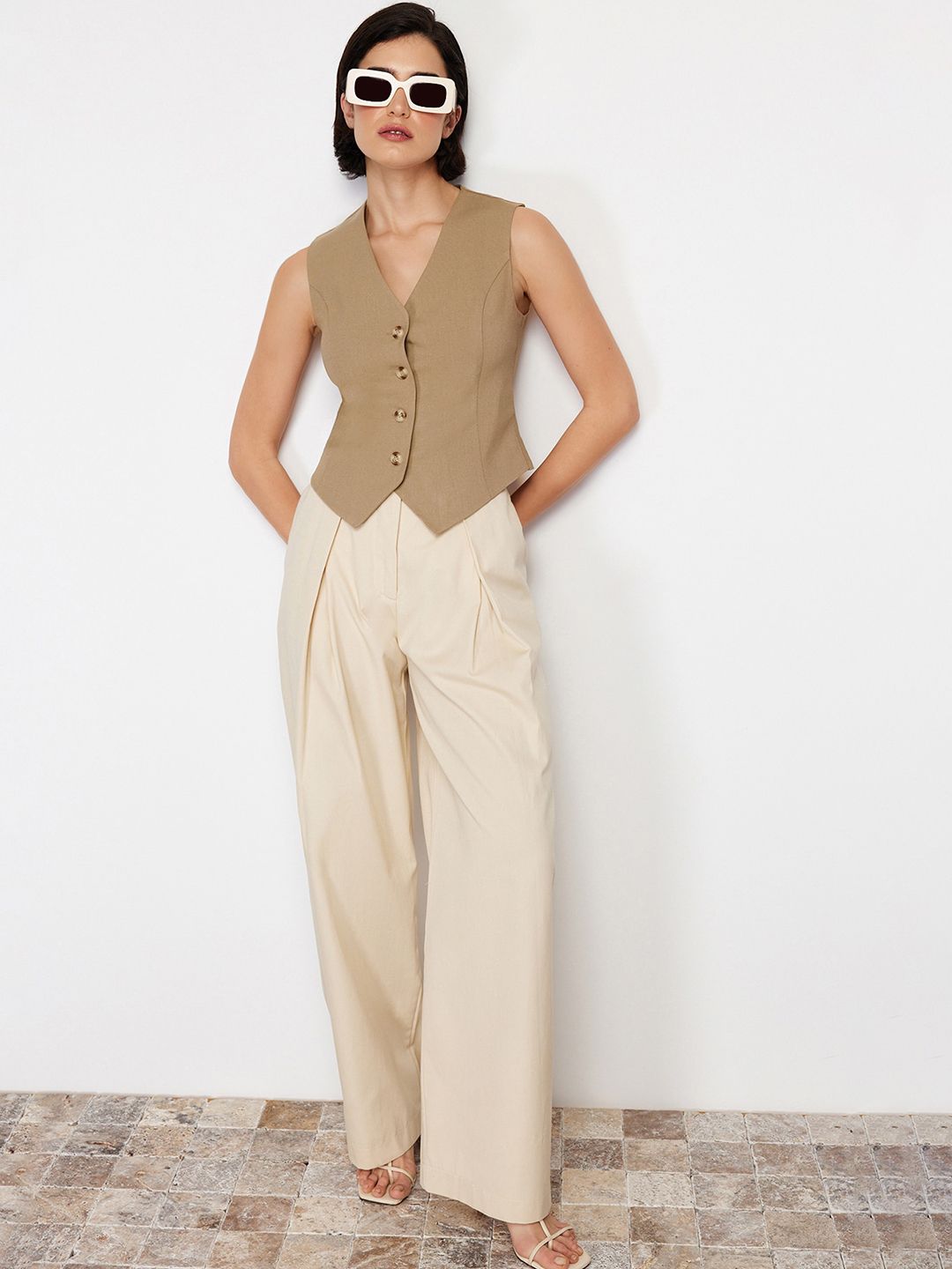 Trendyol V-Neck Sleeveless Waistcoat-picture-17
