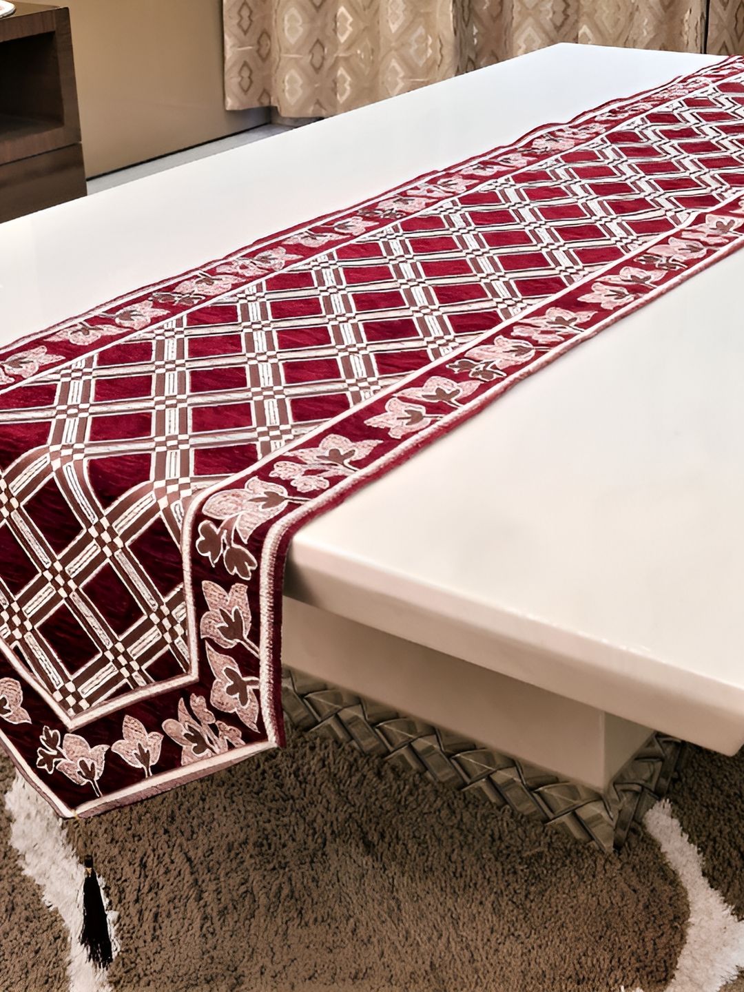GROKI Red Geometric Printed Durable Dining Table Runner