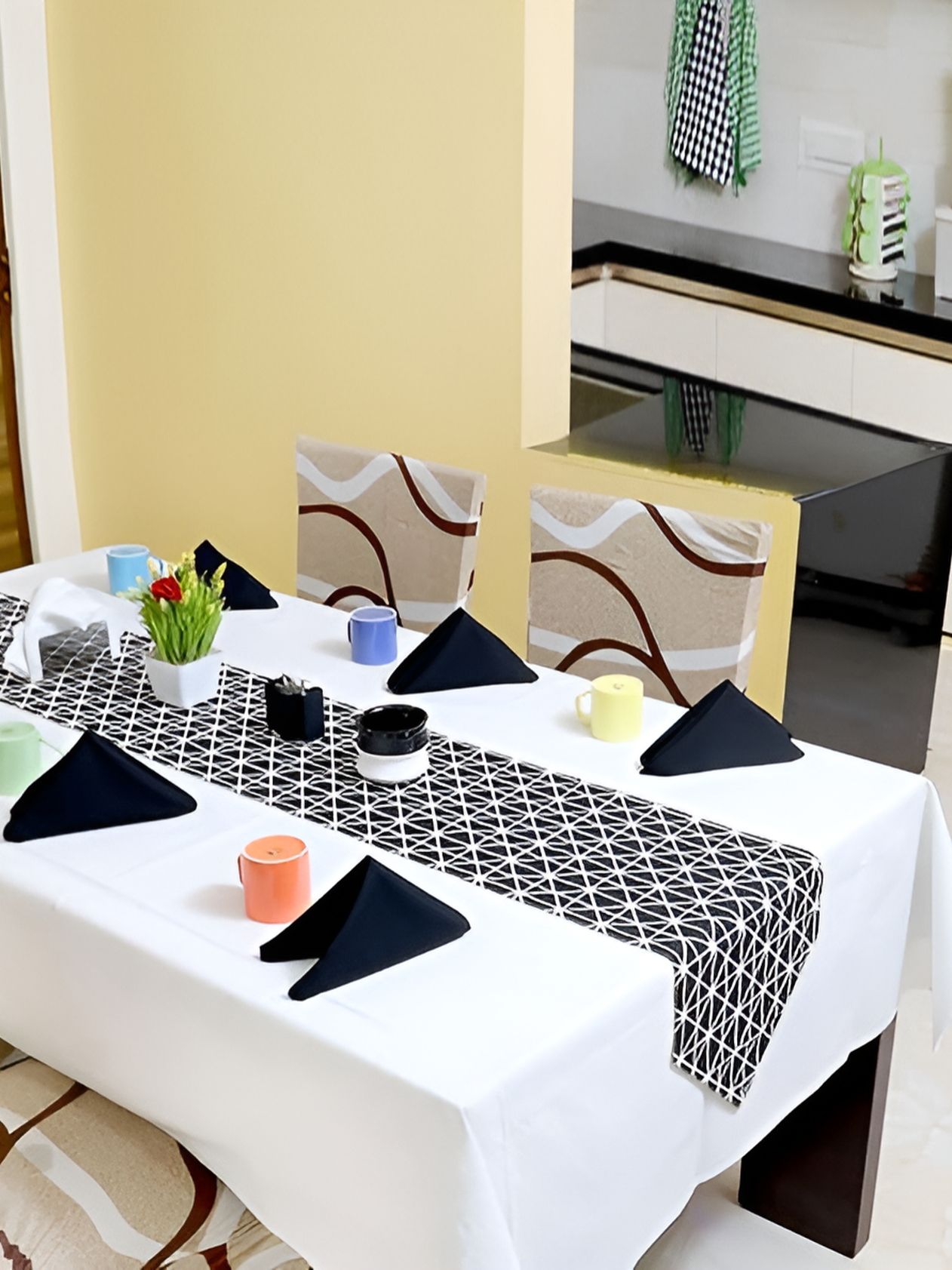 SWITCHON Black & White Printed Table Runner-image-40