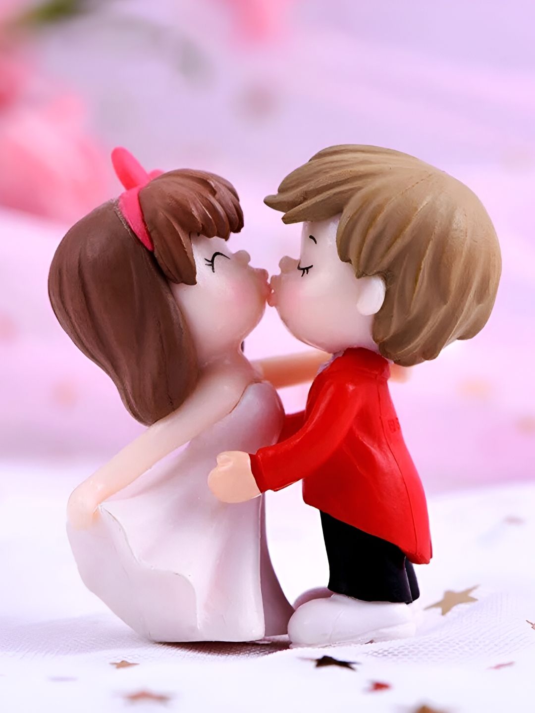 Ascension Kissing Couple Miniature Showpiece-picture-14