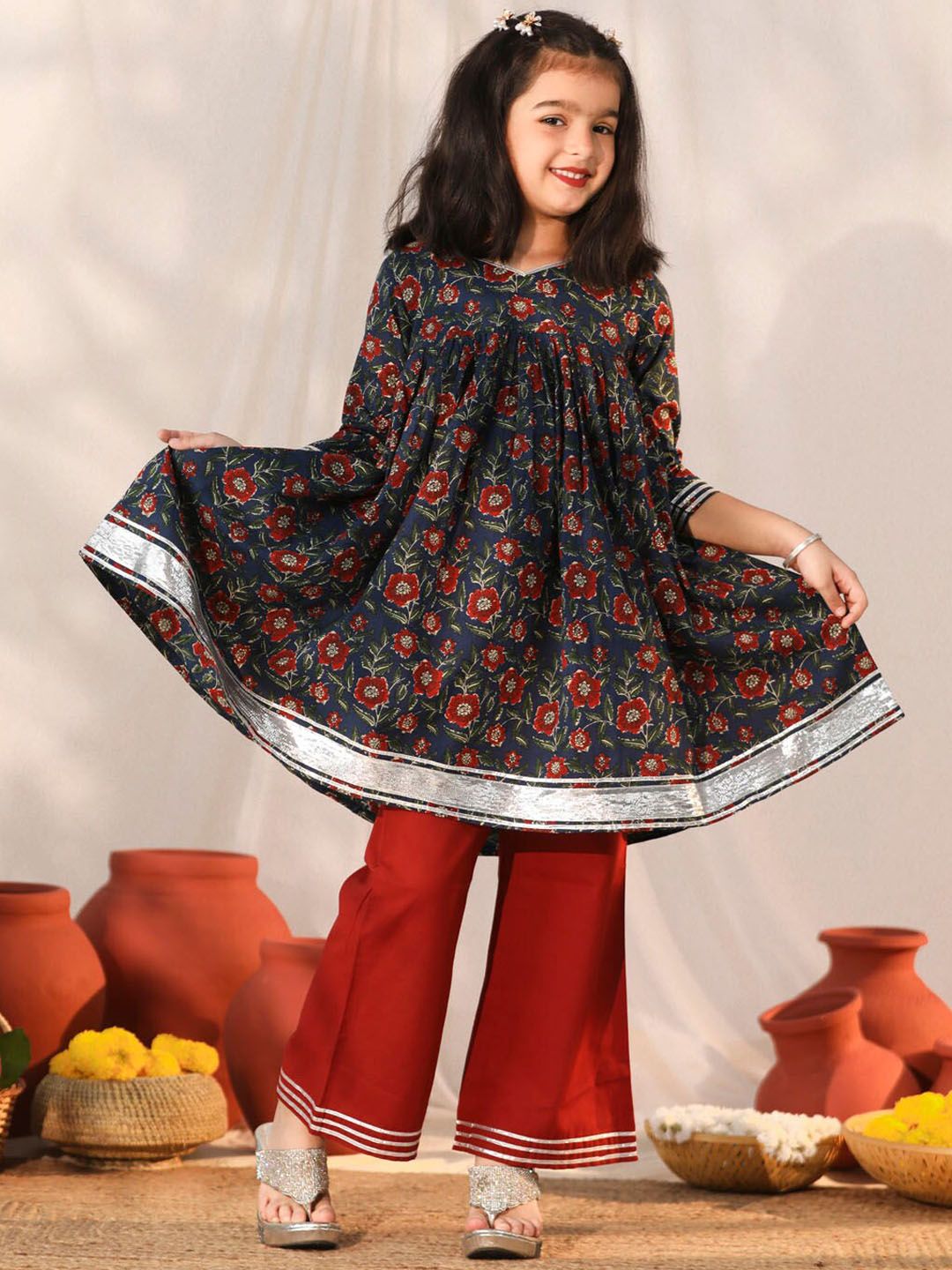 VASTRAMAY Girls Floral Printed Regular Pure Cotton Kurta With Palazzo-picture-16