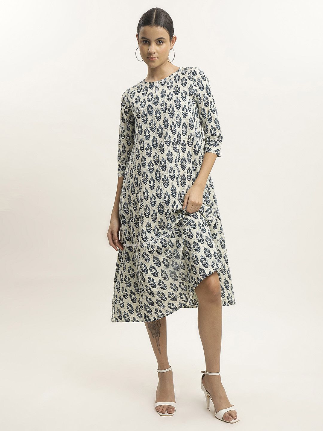 BLACK & BLAH BLAH Printed Relaxed Fit Round Neck Fit & Flared Dress-picture-19