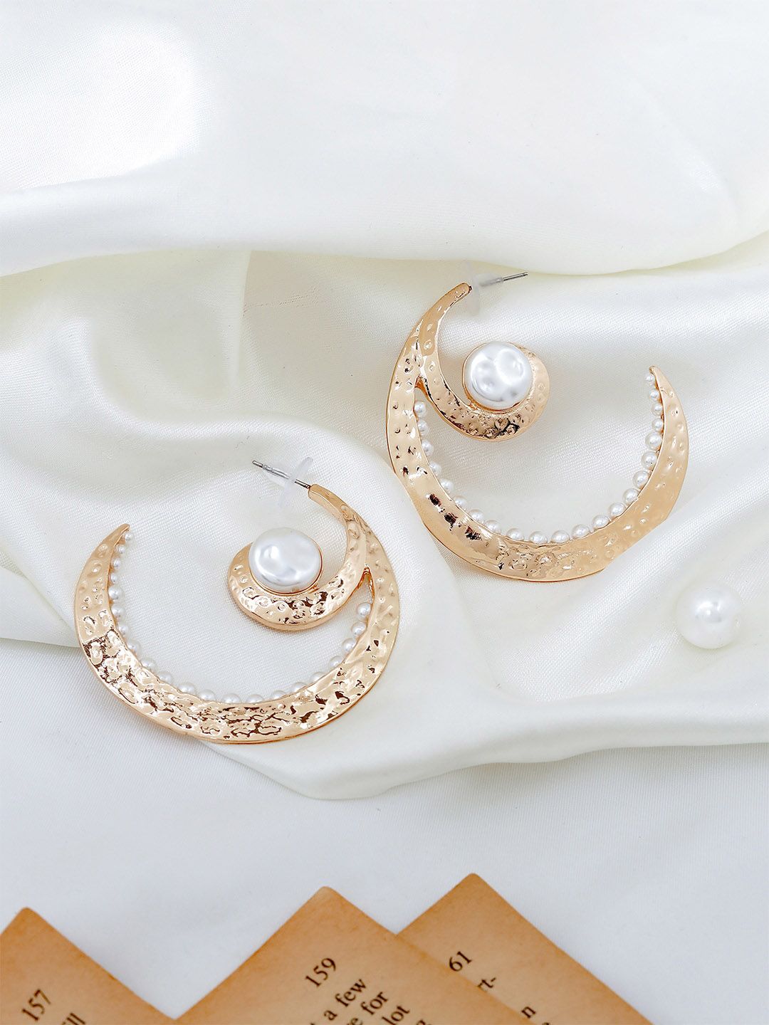 JOKER & WITCH Contemporary Half Hoop Earrings-picture-17