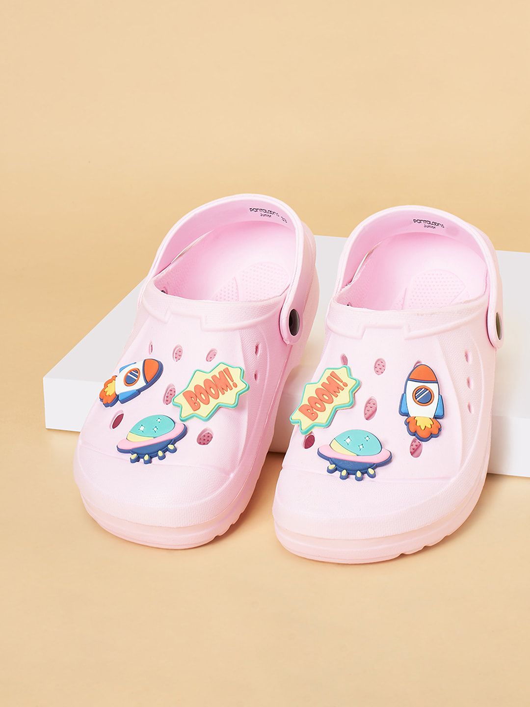 Pantaloons Junior Girls Self Design Applique Detail Clogs-picture-13