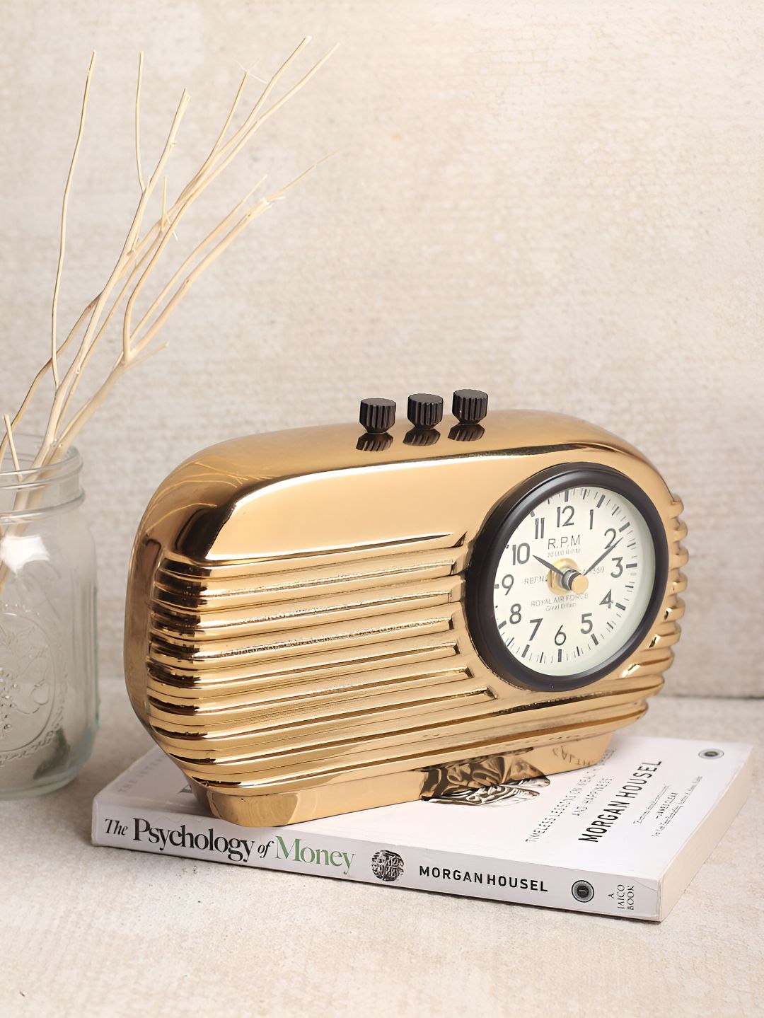 Decor de Maison Gold-Toned Contemporary Round Shaped Table Clock-image-35