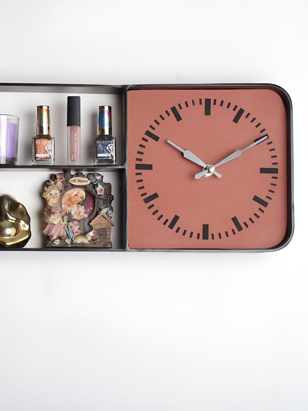 Decor de Maison Red Contemporary Square Shaped Table Clock-picture-20