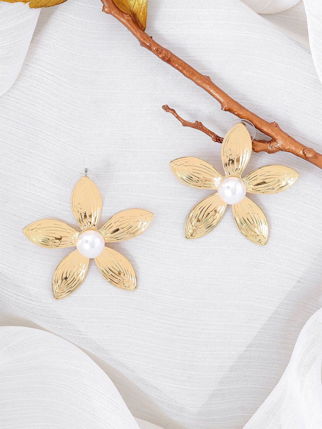 JOKER & WITCH Oleander Gold-Plated Beaded Floral Studs-picture-32