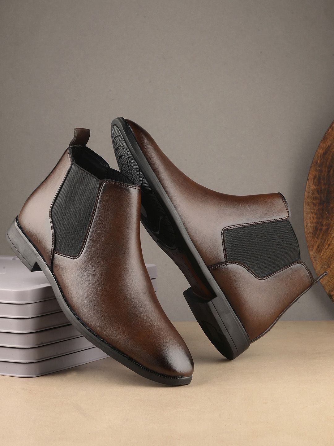 The Roadster Lifestyle Co Men Casual Heeled Chelsea Boots-picture-54