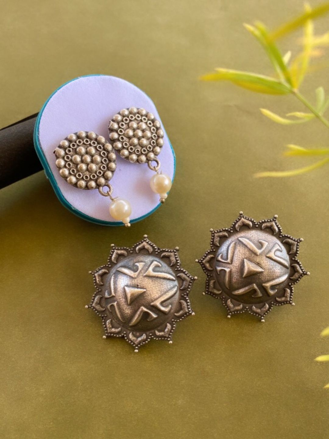 ATIBELLE Contemporary Drop Earrings