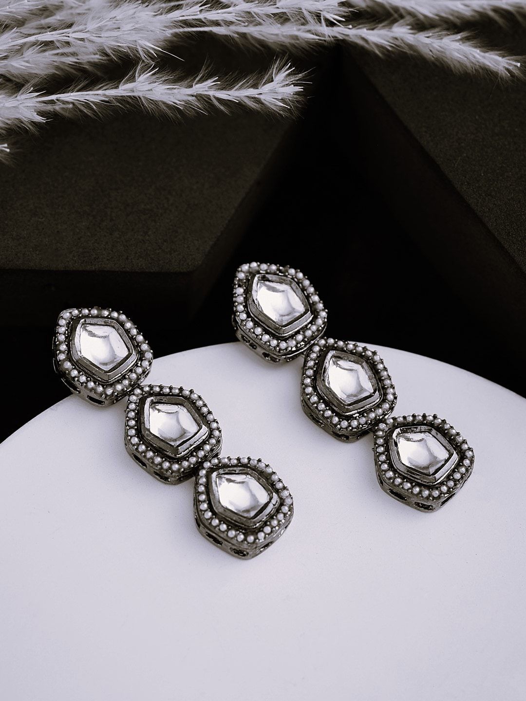 ATIBELLE Contemporary Drop Earrings