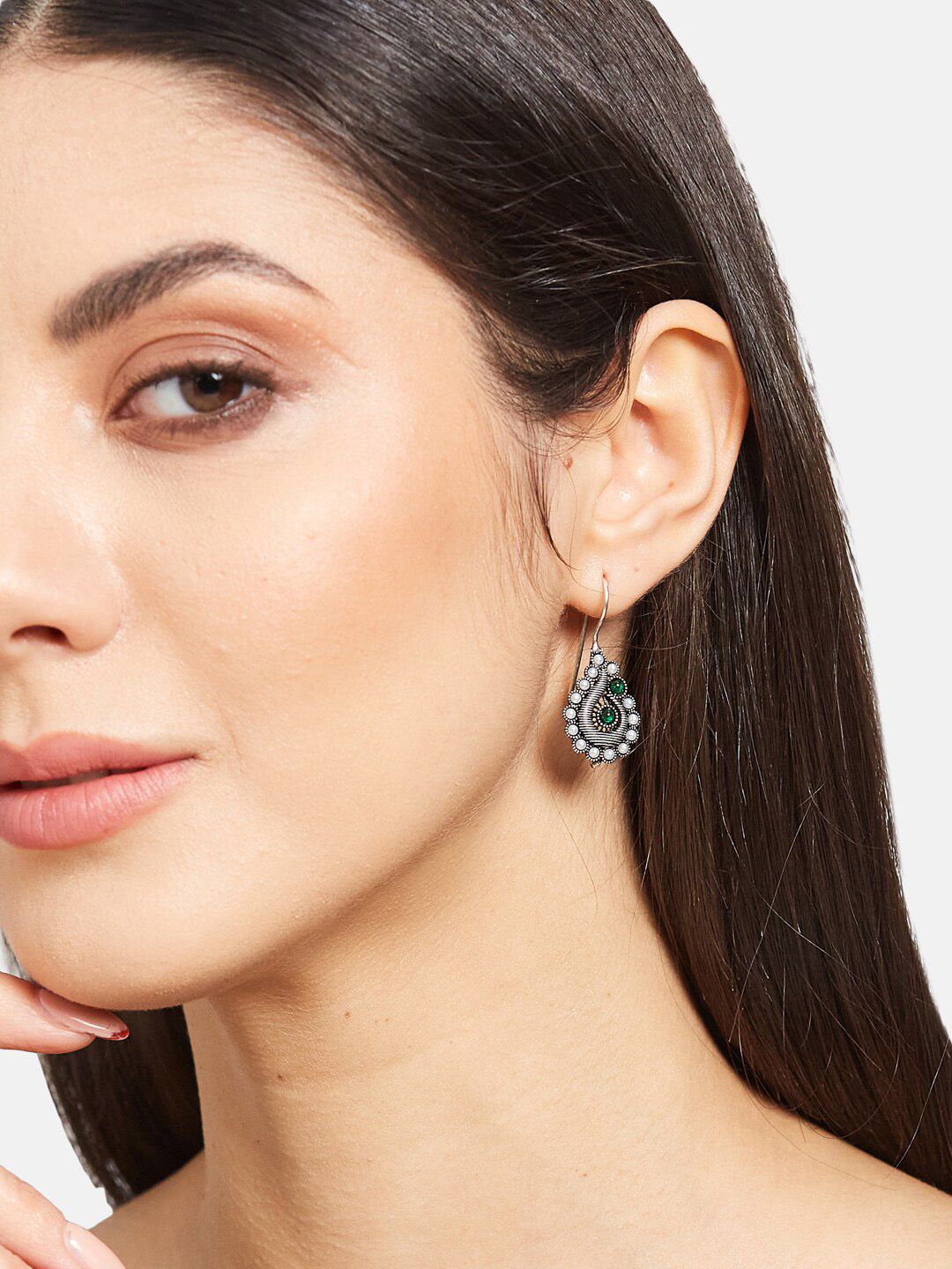 ATIBELLE Contemporary Drop Earrings