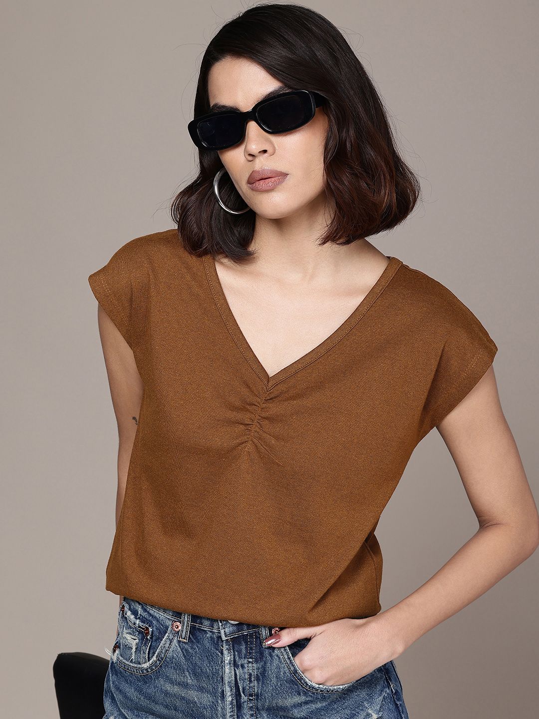 The Roadster Life Co. V-Neck Extended Sleeves Top-picture-44